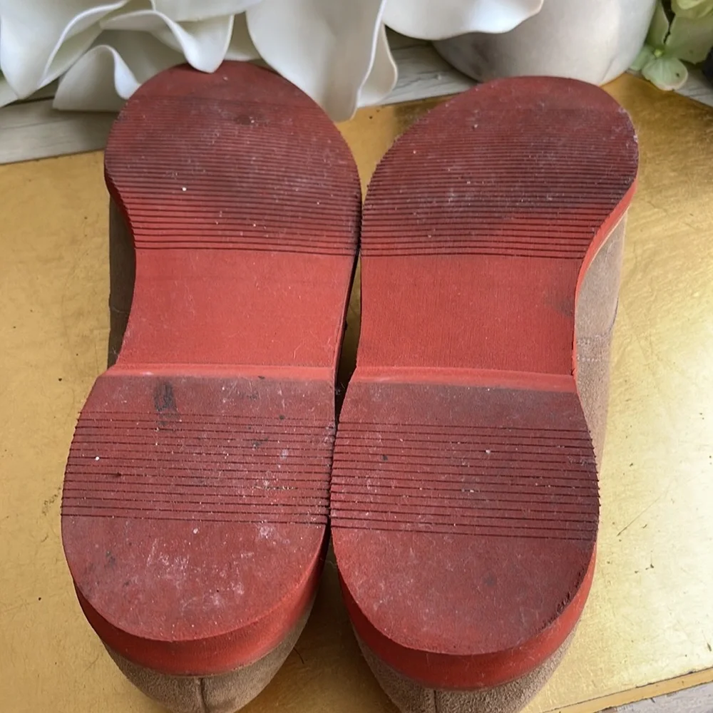Vintage! Cole Haan Classic Suede Derbys in Medium Tan
